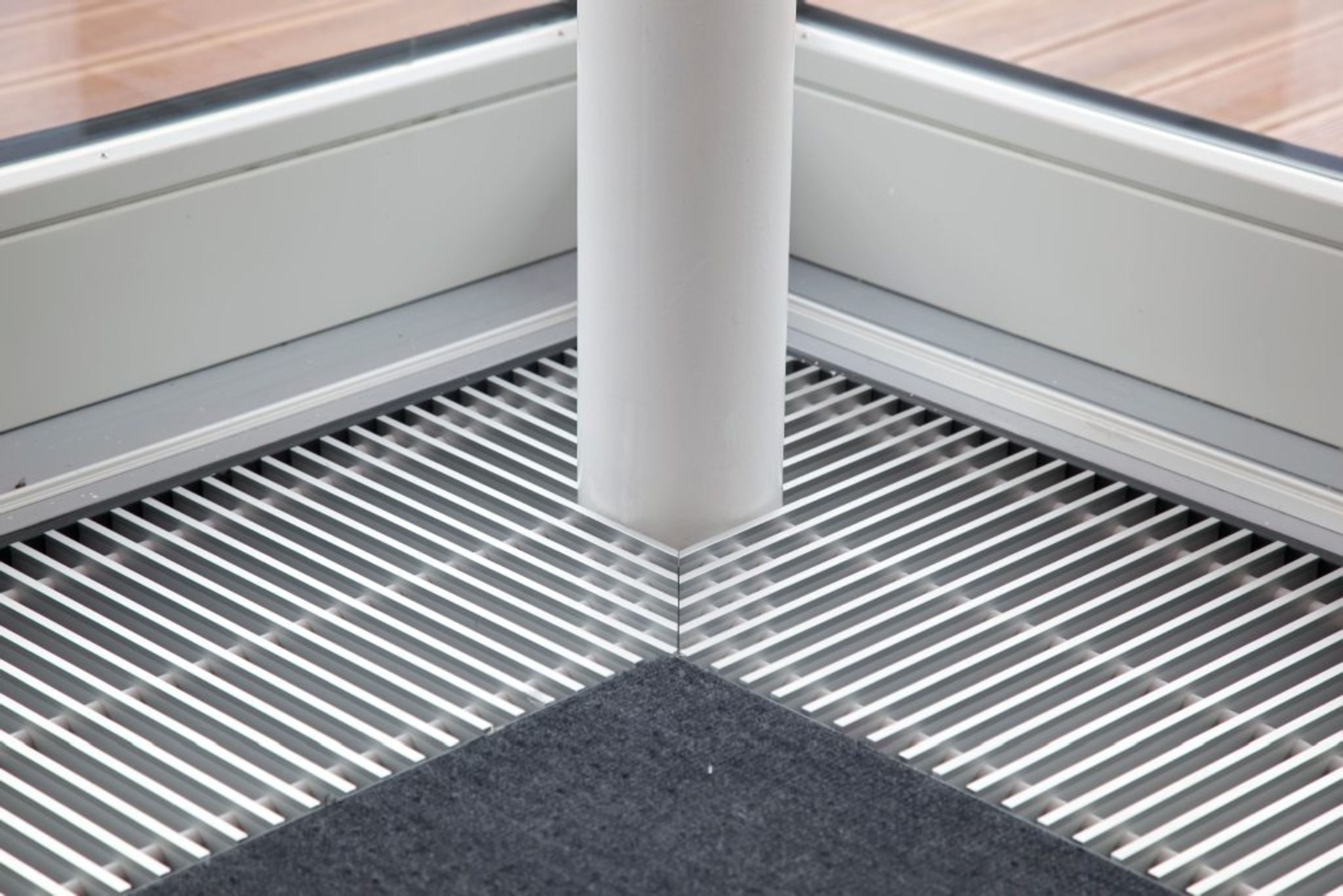 Ascotherm eco konvektor med vifte for nedfelling