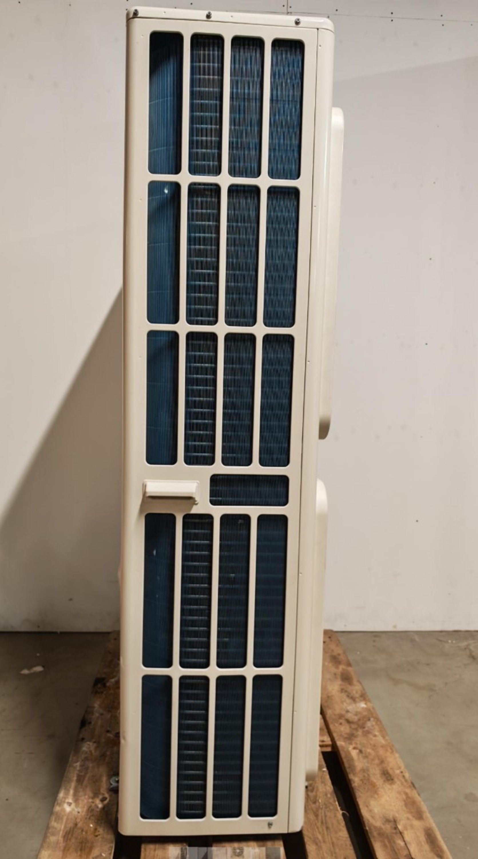 B-vare Digital Inverter Big 2801 utedel