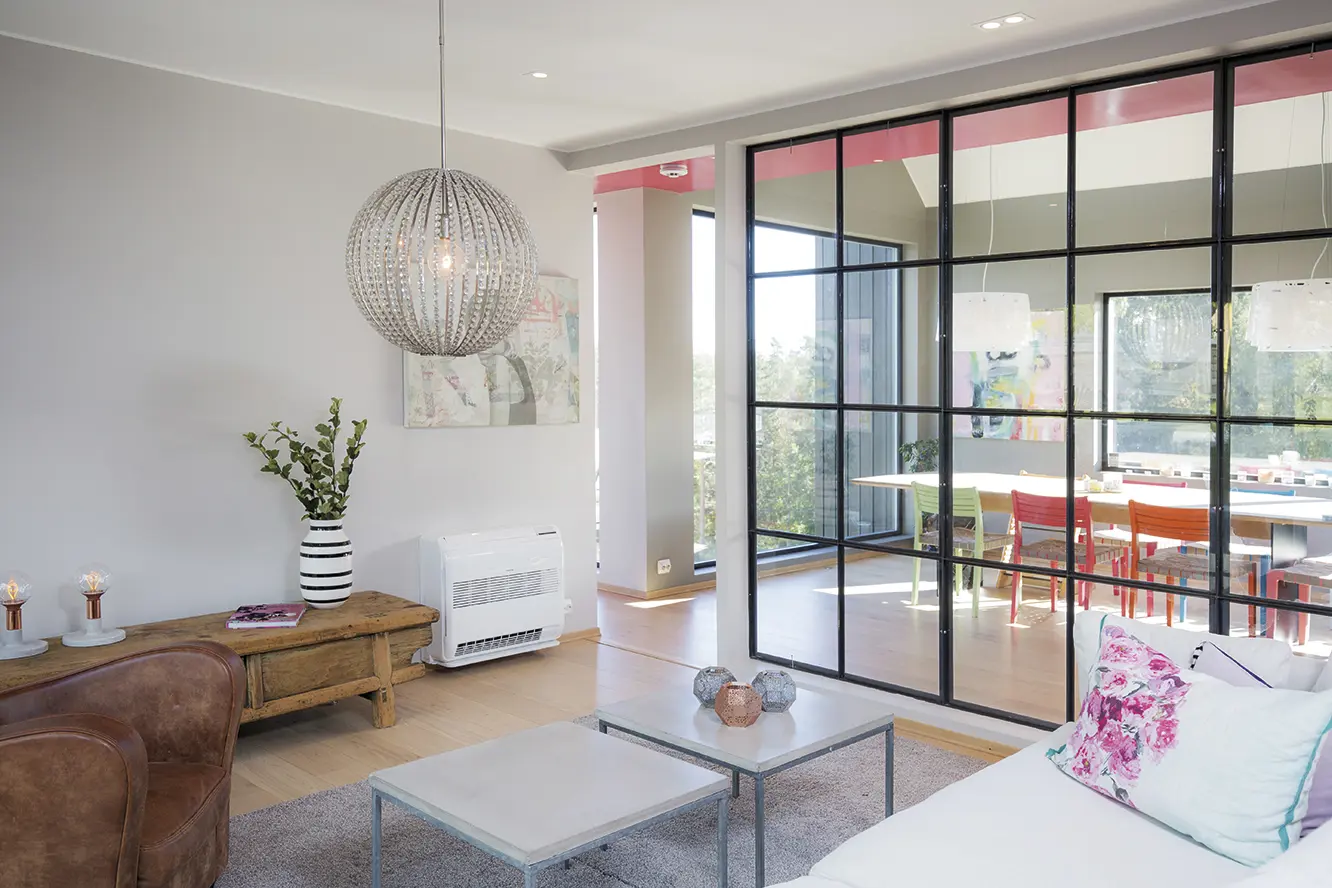 Toshiba Gulvmodell i miljø.jpg